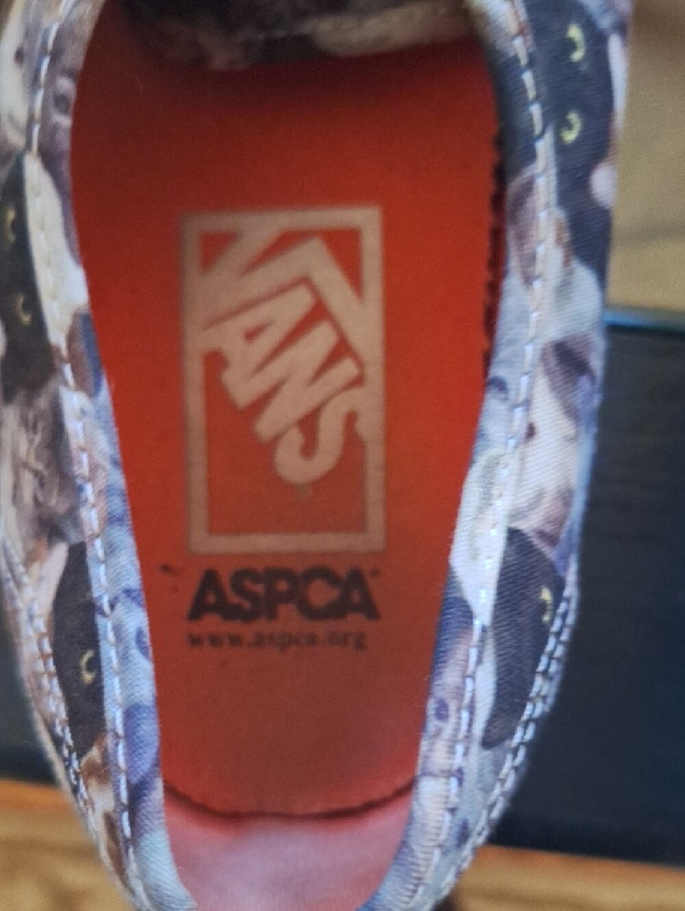 Vans ASPCA Rare Cat Pattern Size 8 - Picture 4 of 4